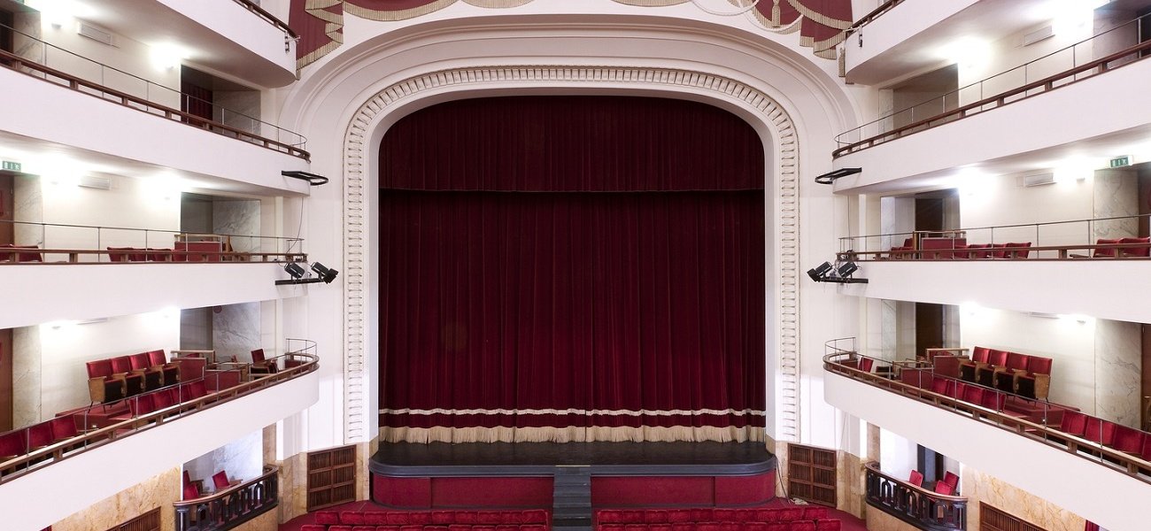 DUSE THEATRE DUSE THEATRE
