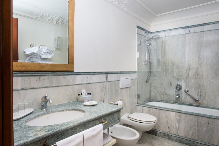 SUITE Art Hotel Orologio Bologna, Italia SUITE Art Hotel Orologio Bologna, Italia