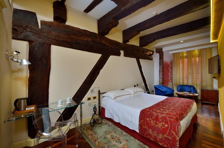 Art Hotel Commercianti Art Hotel Commercianti Bologna, Italia Art Hotel Commercianti Art Hotel Commercianti Bologna, Italia