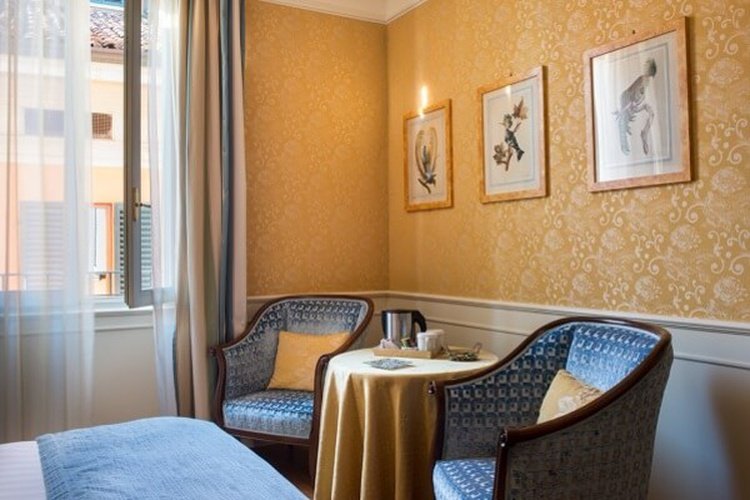 Deluxe zimmer art hotel orologio bologna Deluxe zimmer art hotel orologio bologna