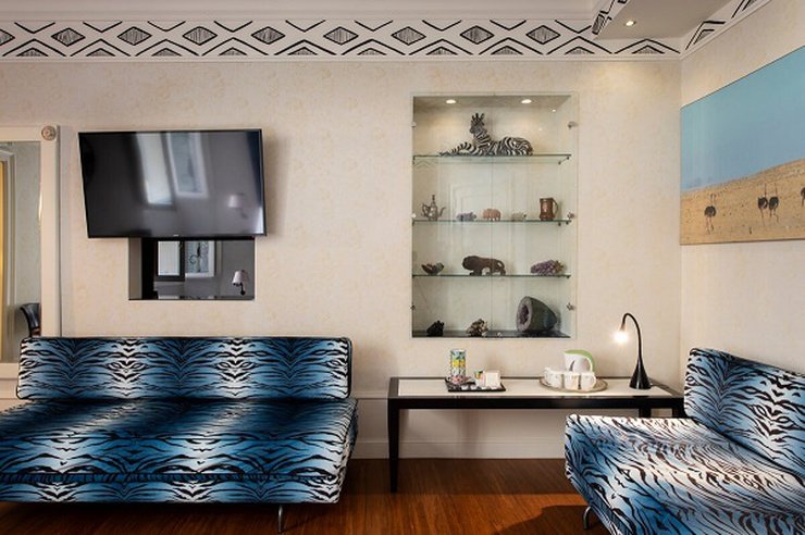 JUNIOR DAS SÜDLICHE KREUZ Art Hotel Orologio Bologna, Italia JUNIOR DAS SÜDLICHE KREUZ Art Hotel Orologio Bologna, Italia