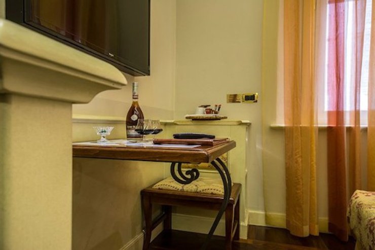 Klassisches doppelzimmer art hotel commercianti bologna Klassisches doppelzimmer art hotel commercianti bologna