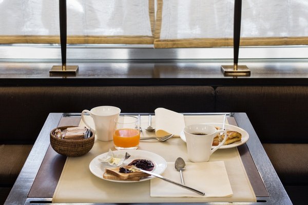 Kostenpflichtiger zimmerservice art hotel novecento bologna, italia Kostenpflichtiger zimmerservice art hotel novecento bologna, italia