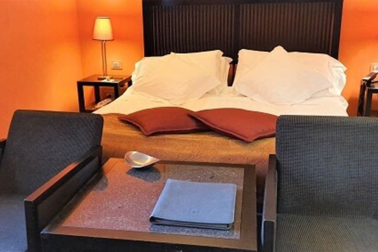 Deluxe balcony zimmer art hotel novecento bologna Deluxe balcony zimmer art hotel novecento bologna