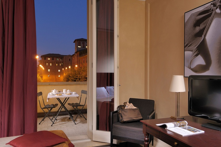 Deluxe balcony zimmer art hotel novecento bologna Deluxe balcony zimmer art hotel novecento bologna