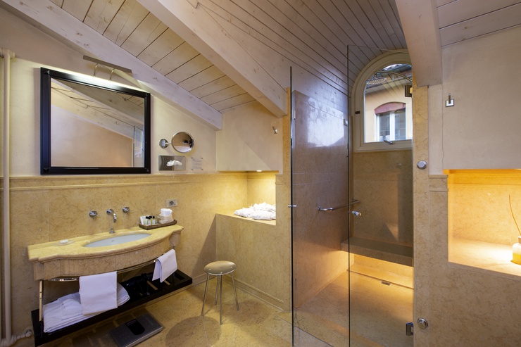 Suite galileo art hotel novecento bologna Suite galileo art hotel novecento bologna
