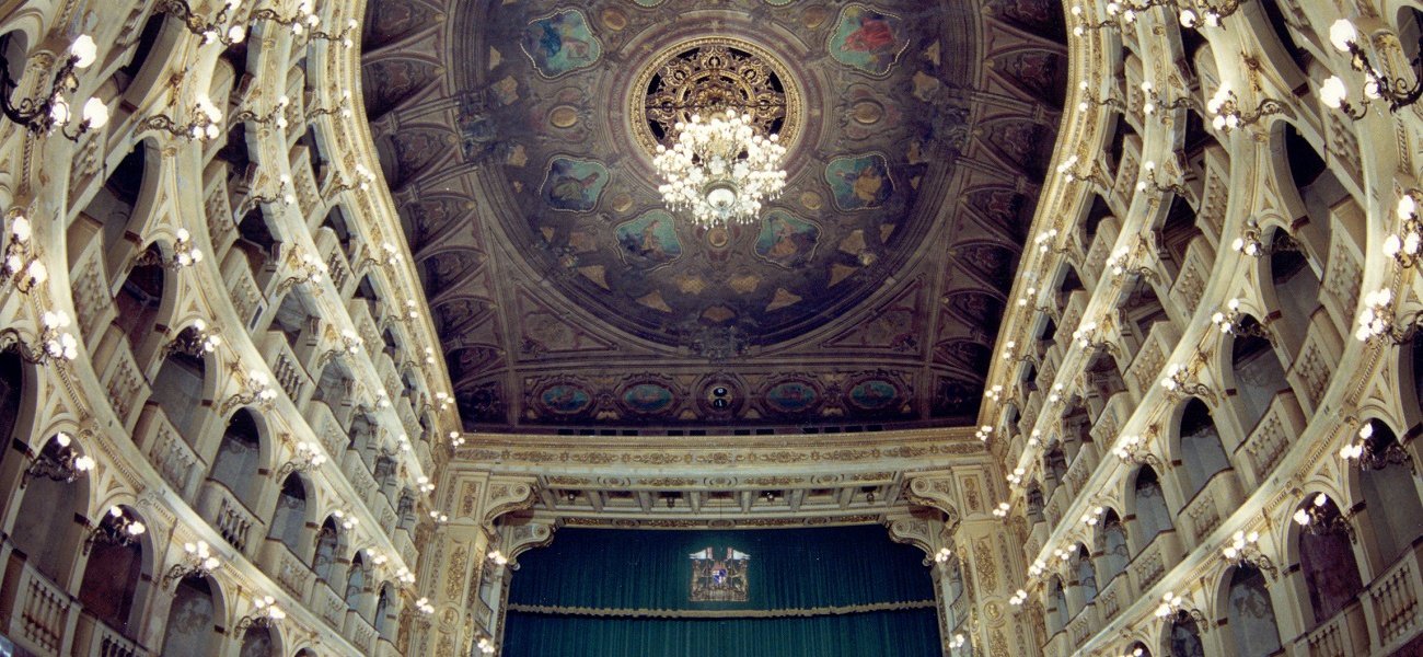 COMUNALE THEATER - OPERA SEASON COMUNALE THEATER - OPERA SEASON