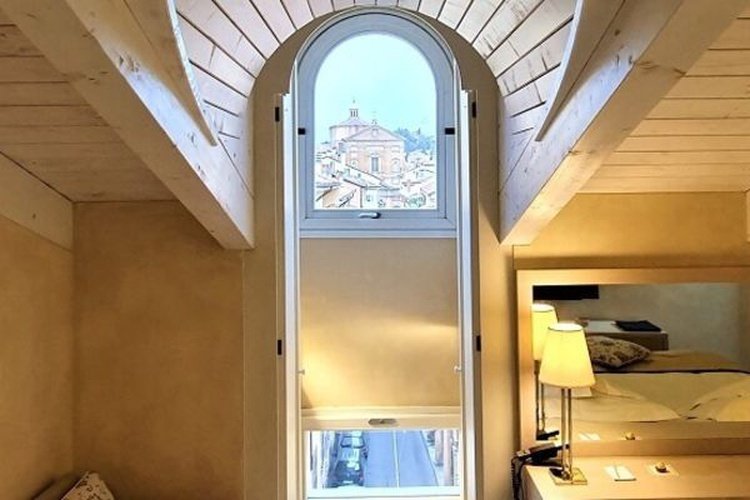 Deluxe penthouse zimmer art hotel novecento bologna Deluxe penthouse zimmer art hotel novecento bologna