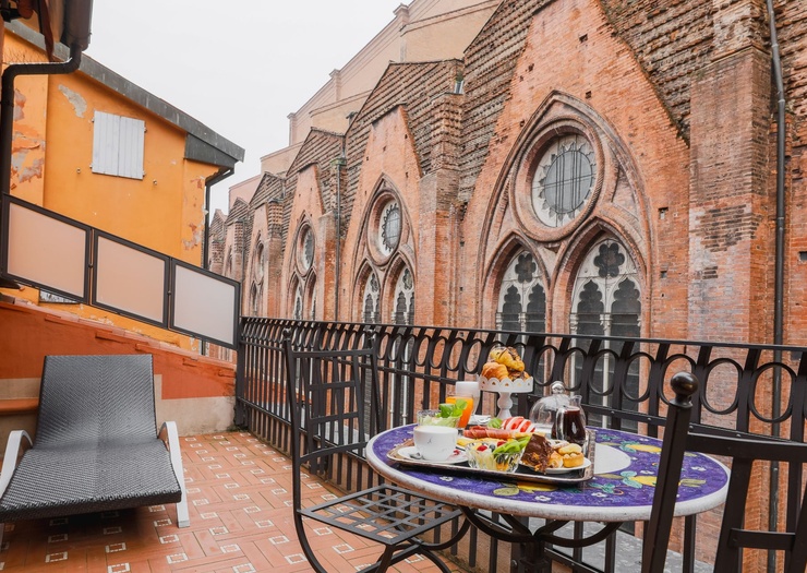 Deluxe Doppelzimmer mit Terrasse Art Hotel Commercianti Bologna Deluxe Doppelzimmer mit Terrasse Art Hotel Commercianti Bologna