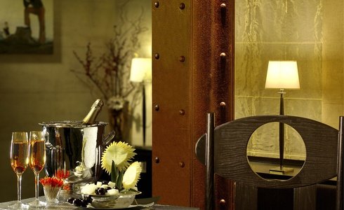 BAR Art Hotel Novecento in Bologna, Italia BAR Art Hotel Novecento in Bologna, Italia
