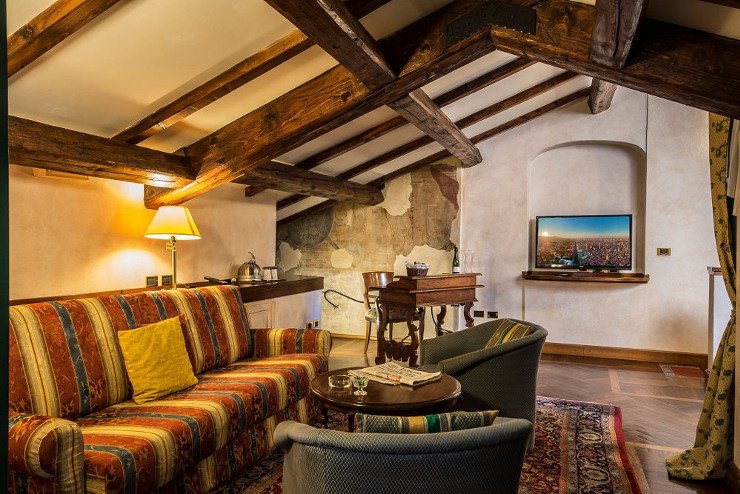 SUITEN Art Hotel Commercianti Bologna, Italia SUITEN Art Hotel Commercianti Bologna, Italia