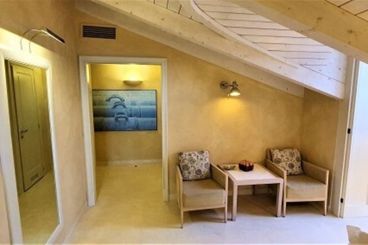 Deluxe penthouse zimmer art hotel novecento bologna Deluxe penthouse zimmer art hotel novecento bologna