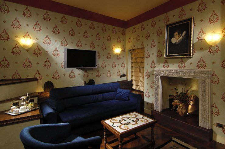 Deluxe junior suite art hotel commercianti bologna Deluxe junior suite art hotel commercianti bologna