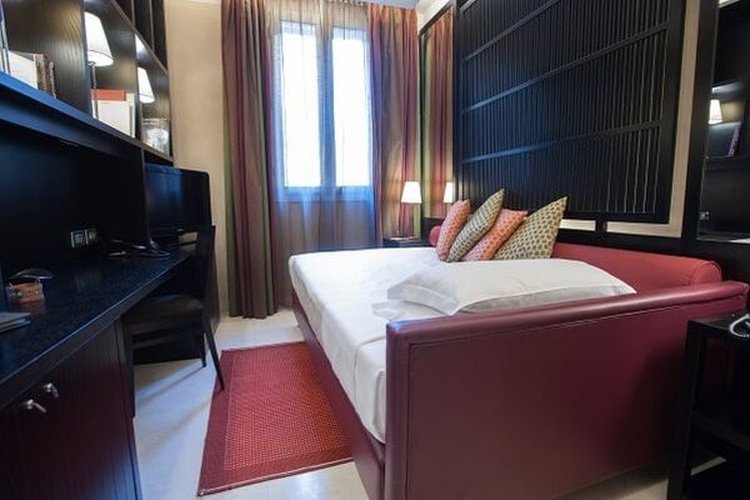 Einzelzimmer komfort art hotel novecento bologna Einzelzimmer komfort art hotel novecento bologna