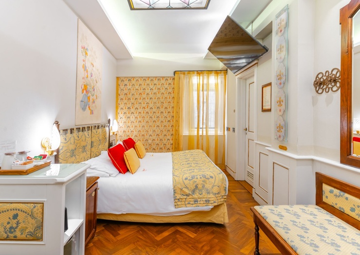Klassisches Doppelzimmer Art Hotel Commercianti Bologna Klassisches Doppelzimmer Art Hotel Commercianti Bologna
