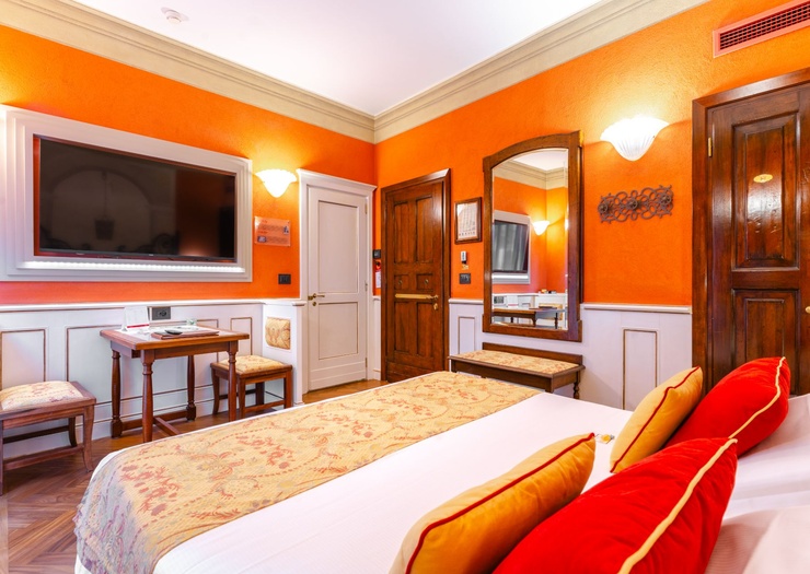 Deluxe Doppelzimmer mit Terrasse Art Hotel Commercianti Bologna Deluxe Doppelzimmer mit Terrasse Art Hotel Commercianti Bologna