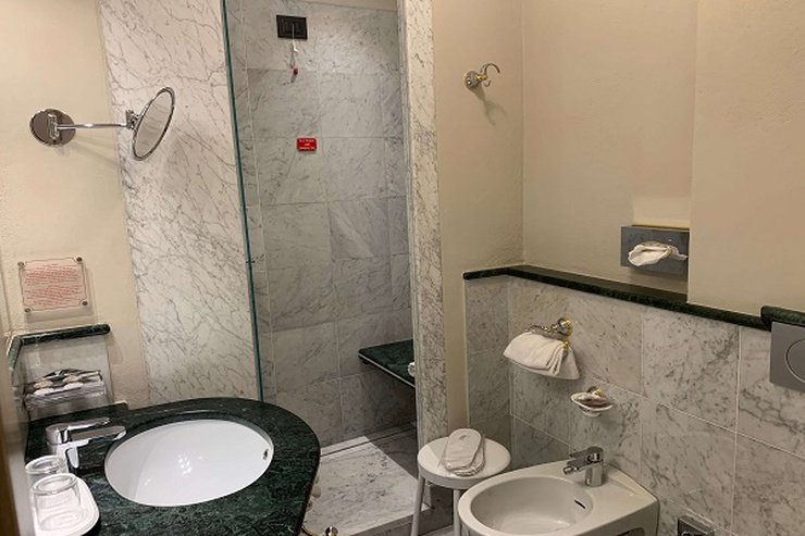 PREMIUM-DOPPELZIMMER Art Hotel Commercianti Bologna, Italia PREMIUM-DOPPELZIMMER Art Hotel Commercianti Bologna, Italia
