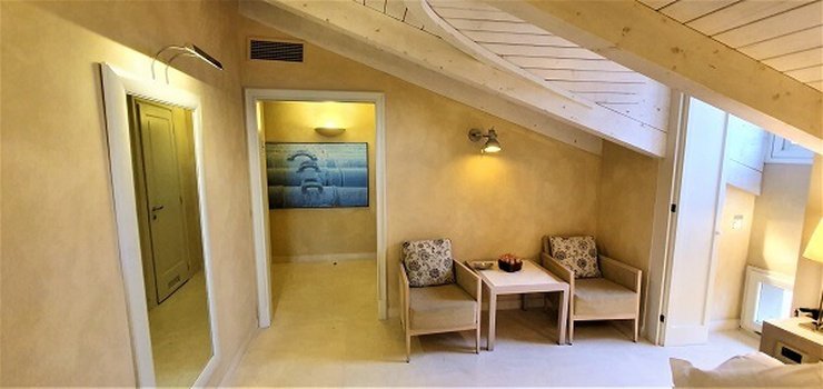 DELUXE PENTHOUSE ZIMMER Art Hotel Novecento Bologna, Italia DELUXE PENTHOUSE ZIMMER Art Hotel Novecento Bologna, Italia