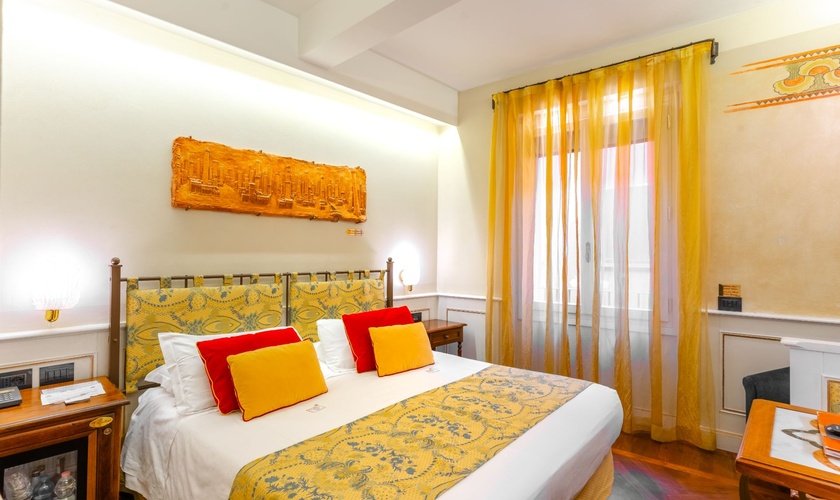 Klassisches Doppelzimmer Art Hotel Commercianti Bologna Klassisches Doppelzimmer Art Hotel Commercianti Bologna