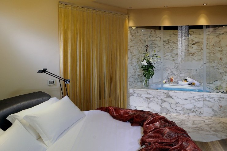 SUITE HOUSE CORTE Art Hotel Novecento Bologna, Italia SUITE HOUSE CORTE Art Hotel Novecento Bologna, Italia