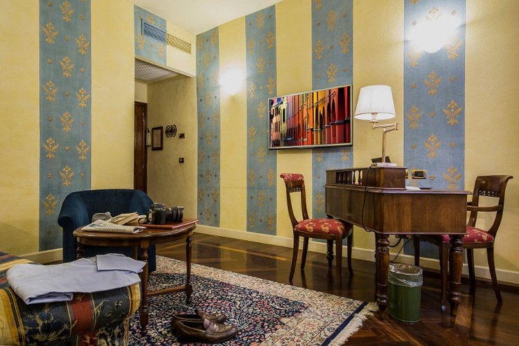 Suiten art hotel commercianti bologna, italia Suiten art hotel commercianti bologna, italia