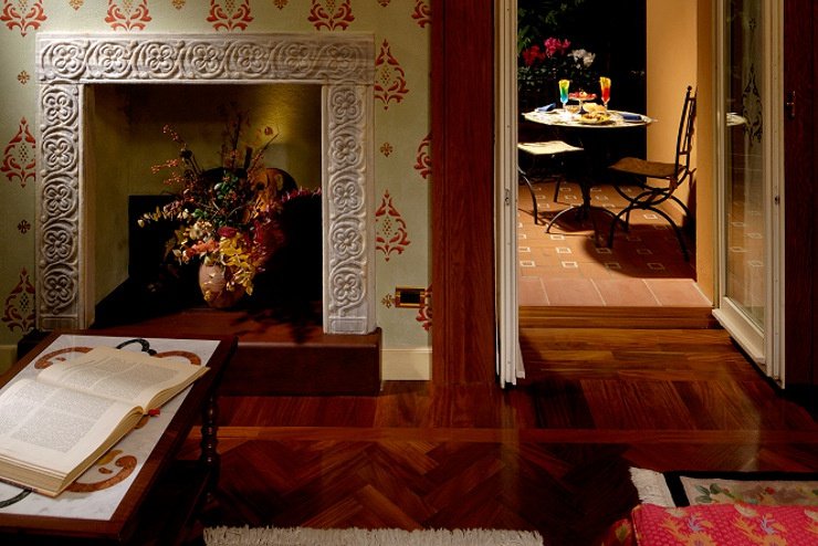 DELUXE JUNIOR SUITE Art Hotel Commercianti Bologna, Italia DELUXE JUNIOR SUITE Art Hotel Commercianti Bologna, Italia