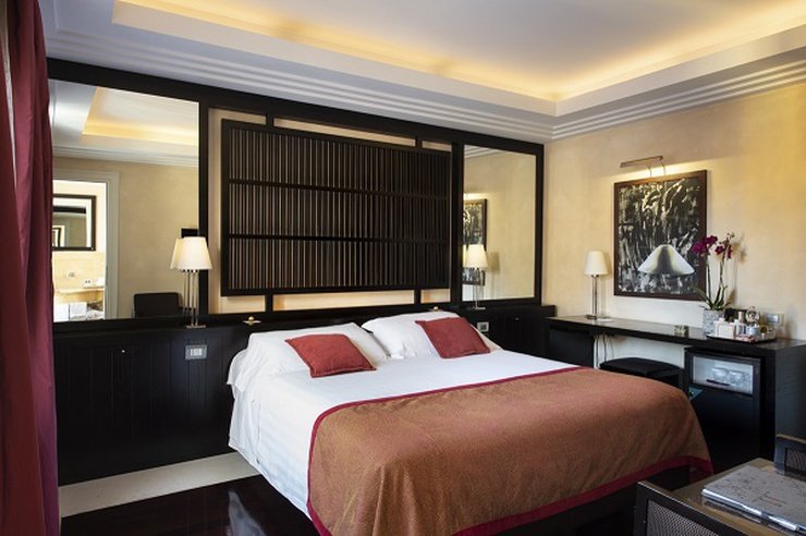 Klassisches doppelzimmer art hotel novecento bologna, italia Klassisches doppelzimmer art hotel novecento bologna, italia