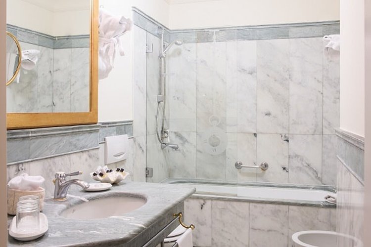 Suite deluxe sulla via della seta art hotel orologio bologna, italia Suite deluxe sulla via della seta art hotel orologio bologna, italia