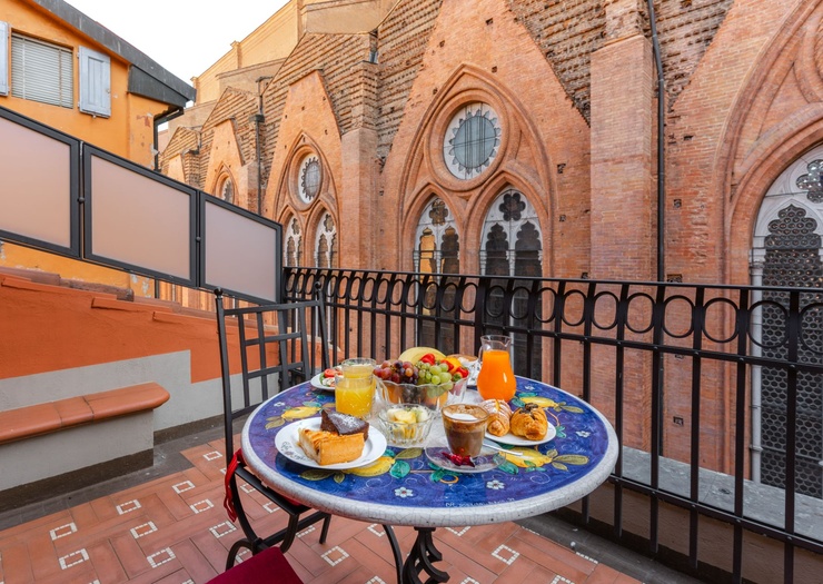 Deluxe Doppelzimmer mit Terrasse Art Hotel Commercianti Bologna Deluxe Doppelzimmer mit Terrasse Art Hotel Commercianti Bologna