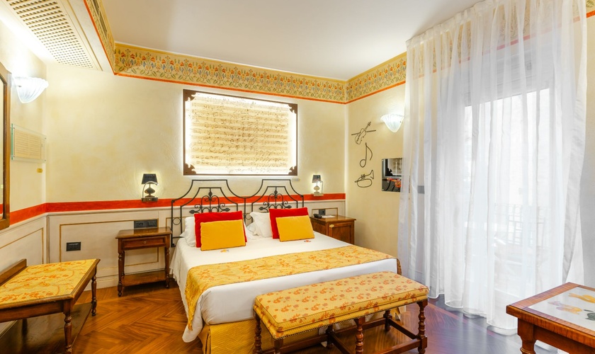 Deluxe Doppelzimmer mit Terrasse Art Hotel Commercianti Bologna Deluxe Doppelzimmer mit Terrasse Art Hotel Commercianti Bologna
