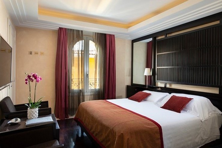 Klassisches doppelzimmer art hotel novecento bologna Klassisches doppelzimmer art hotel novecento bologna