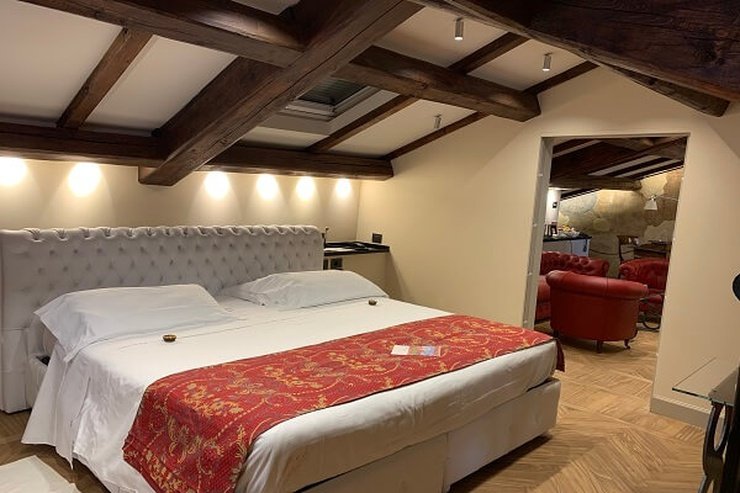 SUITEN Art Hotel Commercianti Bologna, Italia SUITEN Art Hotel Commercianti Bologna, Italia