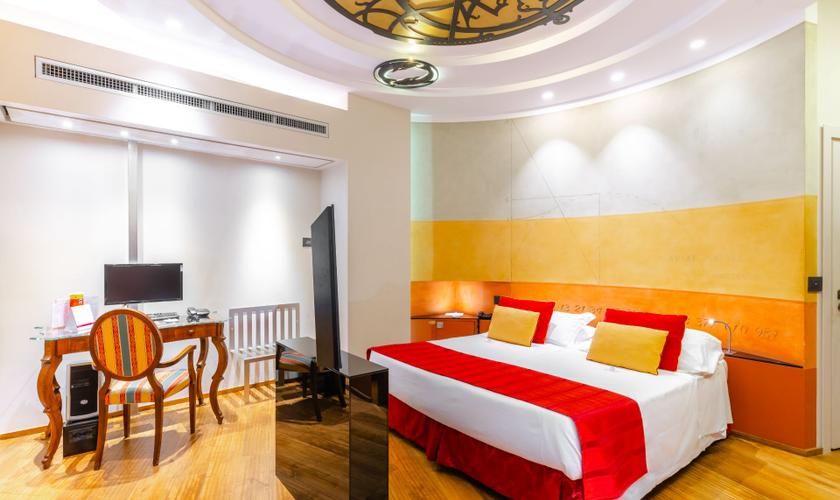Junior Deluxe Suite Art Hotel Commercianti Bologna Junior Deluxe Suite Art Hotel Commercianti Bologna