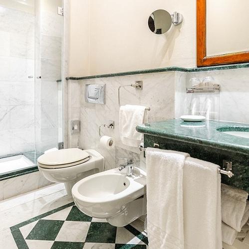 Klassisches Doppelzimmer Art Hotel Commercianti Bologna Klassisches Doppelzimmer Art Hotel Commercianti Bologna