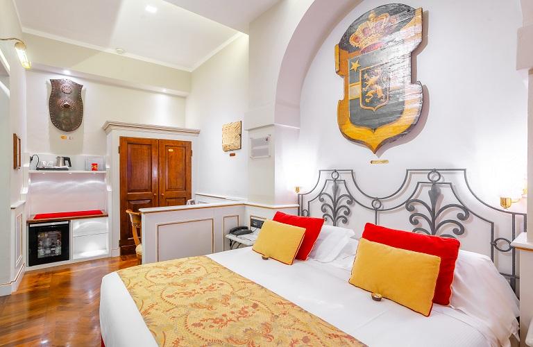Klassisches Doppelzimmer Art Hotel Commercianti Bologna Klassisches Doppelzimmer Art Hotel Commercianti Bologna