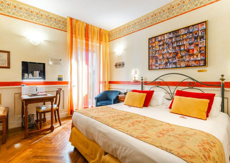 Deluxe Doppelzimmer mit Terrasse Art Hotel Commercianti Bologna Deluxe Doppelzimmer mit Terrasse Art Hotel Commercianti Bologna