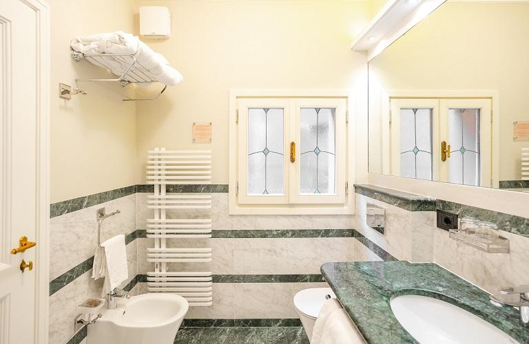 Suiten Art Hotel Commercianti Bologna Suiten Art Hotel Commercianti Bologna