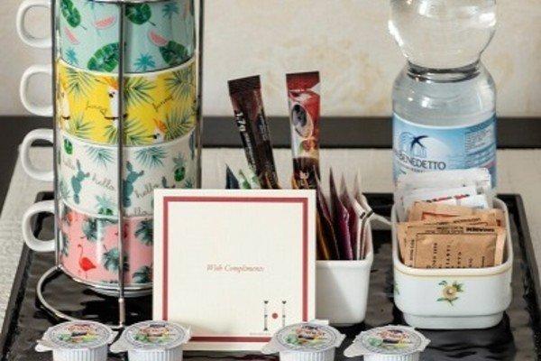 Junior Das Südliche Kreuz Art Hotel Orologio Bologna Junior Das Südliche Kreuz Art Hotel Orologio Bologna